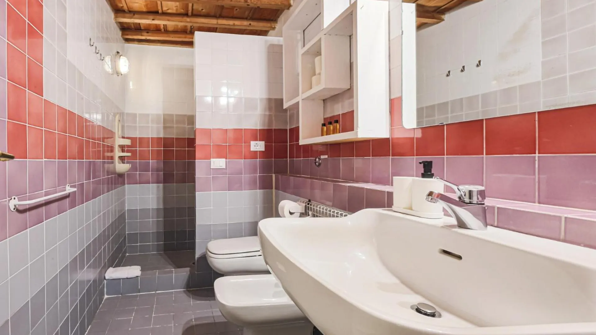 Apartments Florence - Canto Dei Ciompi 4Bdr